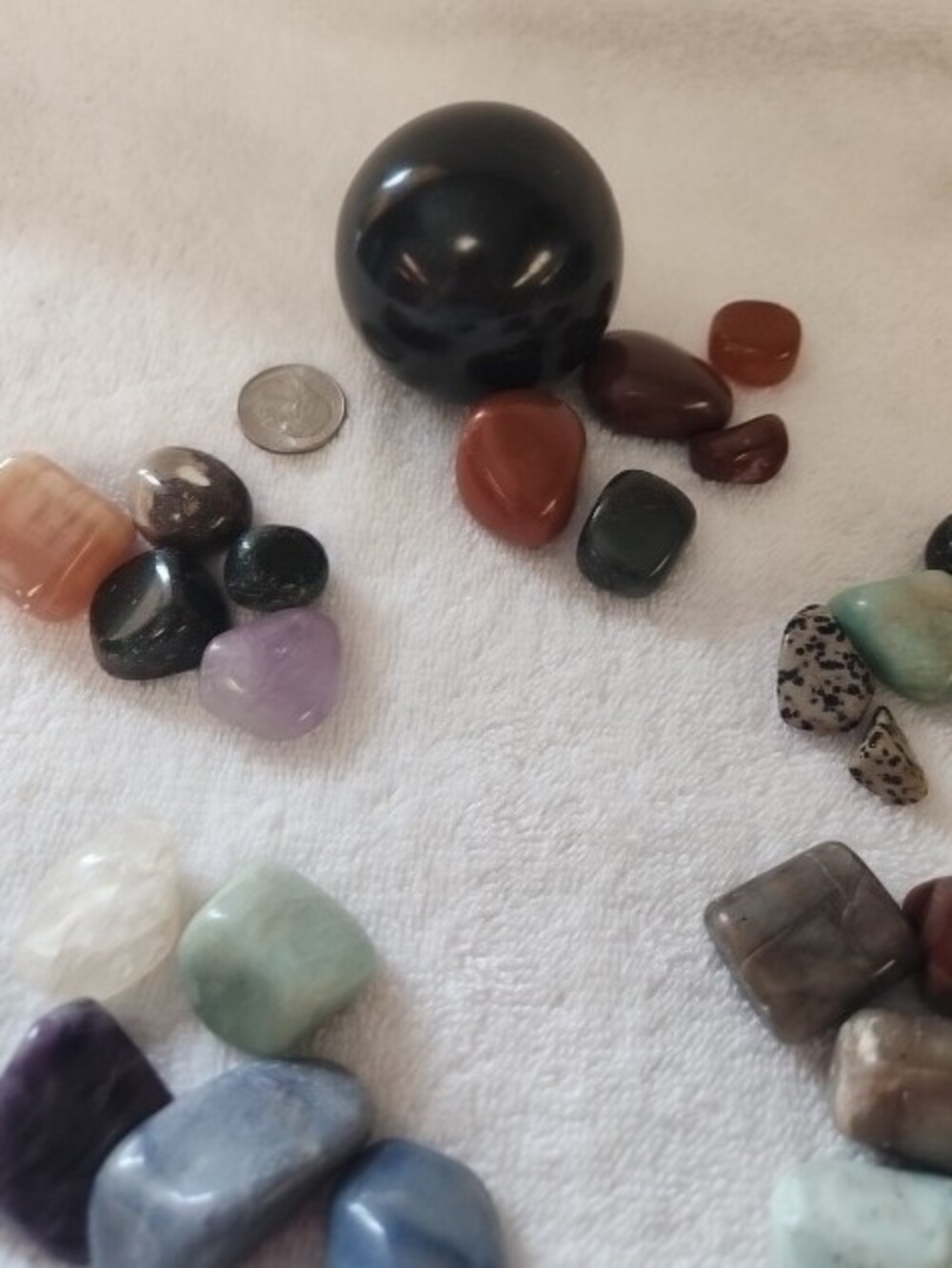 25 Mixed Polished Gemstone Lot #3 with Black Sphere - Picture 9 of 9